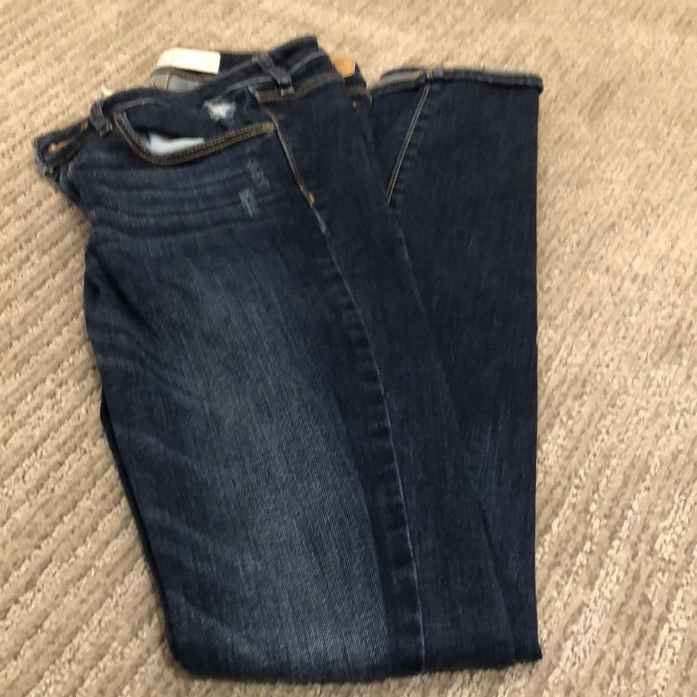 ☘️Abercrombie Fitch jeans dark wash☘️